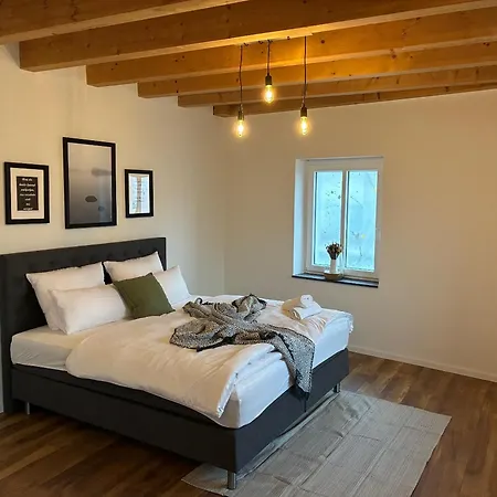 アパート - Loft Mosel & Weinquartier, Balkon, Parkplatz, Moderne Kueche, Bis 8 Personen ピースポルト