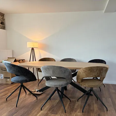 - Loft Mosel & Weinquartier, Balkon, Parkplatz, Moderne Kueche, Bis 8 Personen * פיספורט
